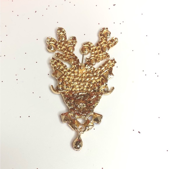 Reindeer Earrings Gold Crystals Stud Post Rudolph New - Picture 4 of 7